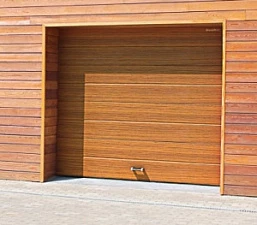 Секционные гаражные ворота Doorhan RSD02 под дерево